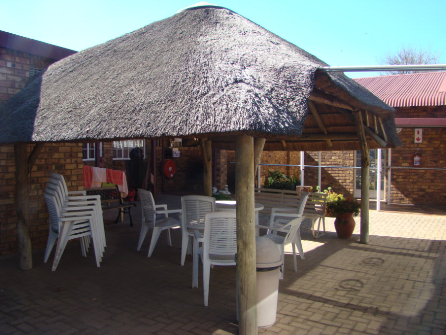 Photo of beautifully
            arranged food
